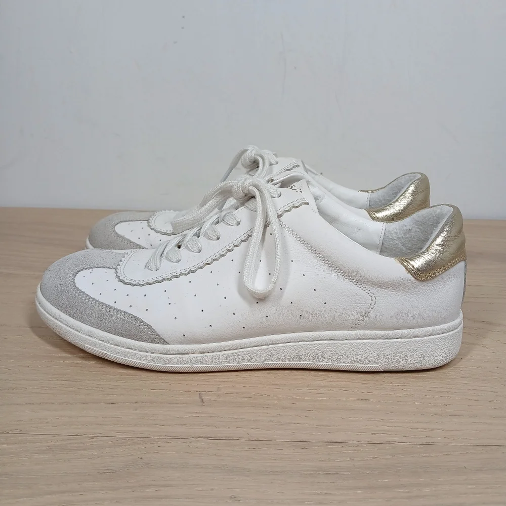 Sofft White Leather Lace-Up Sneakers with Suede Details and Gold Heel 35‎
